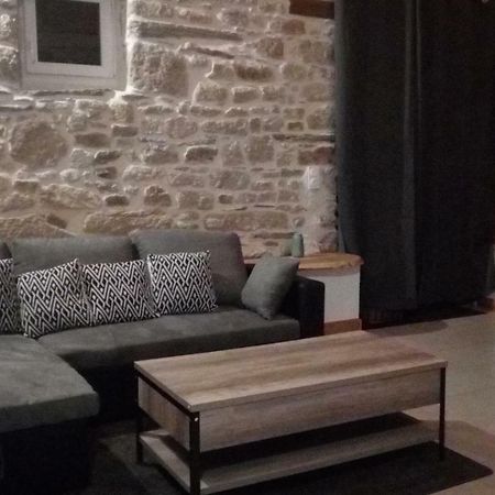 Penandaouent Villa Commana Luaran gambar